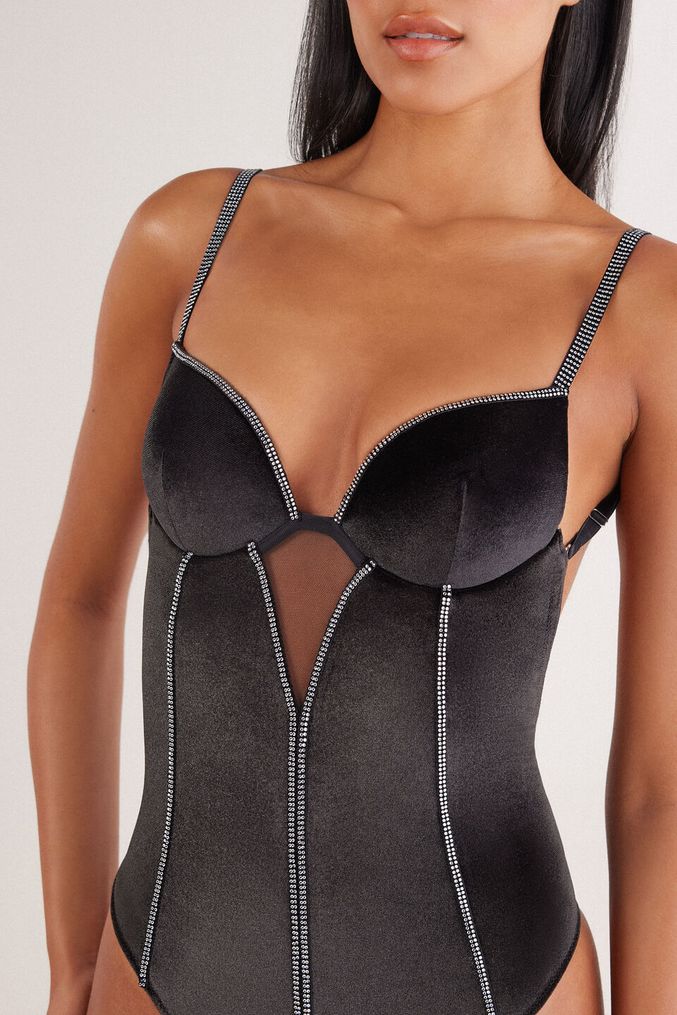 BID2586_019_6-BODY-SEXY-BACK-GIRLS-WANNA-GLISTEN