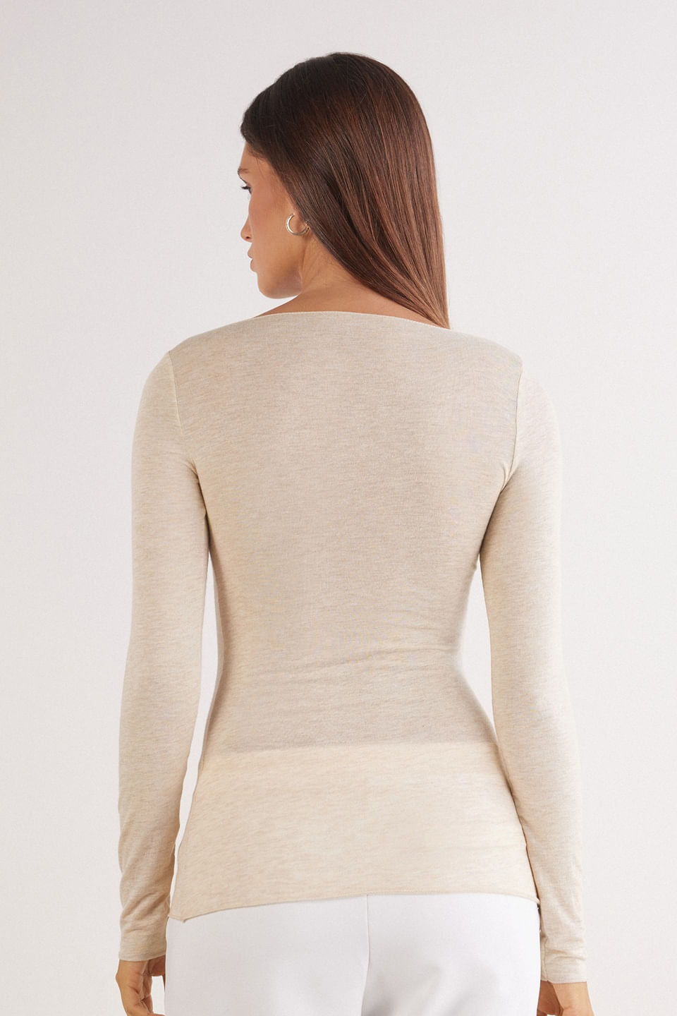 CLD28B_036K_2_Look-back_Blusa-Manga-Comprida-Em-Cashmere-Ultralight