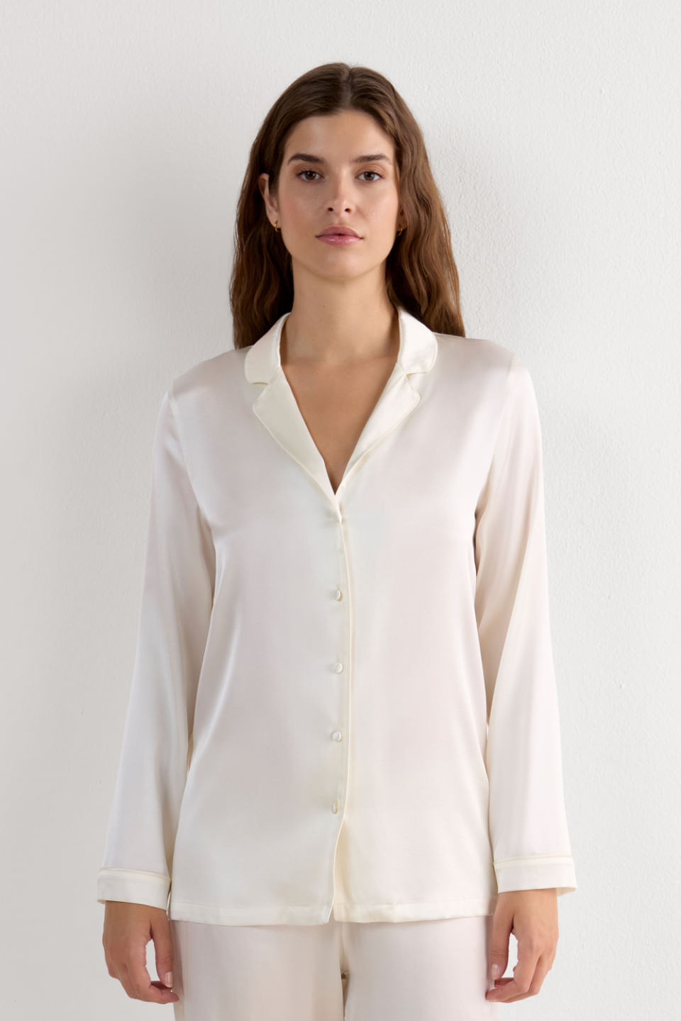 CLD92A_2127_3-CAMISA-EM-SEDA