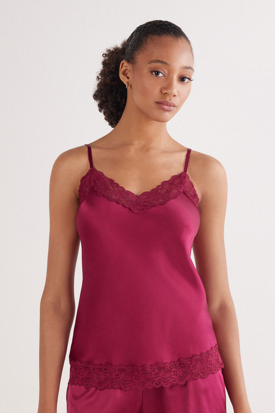 LTD71S_940J_3-TOP-RENDA-E-SEDA