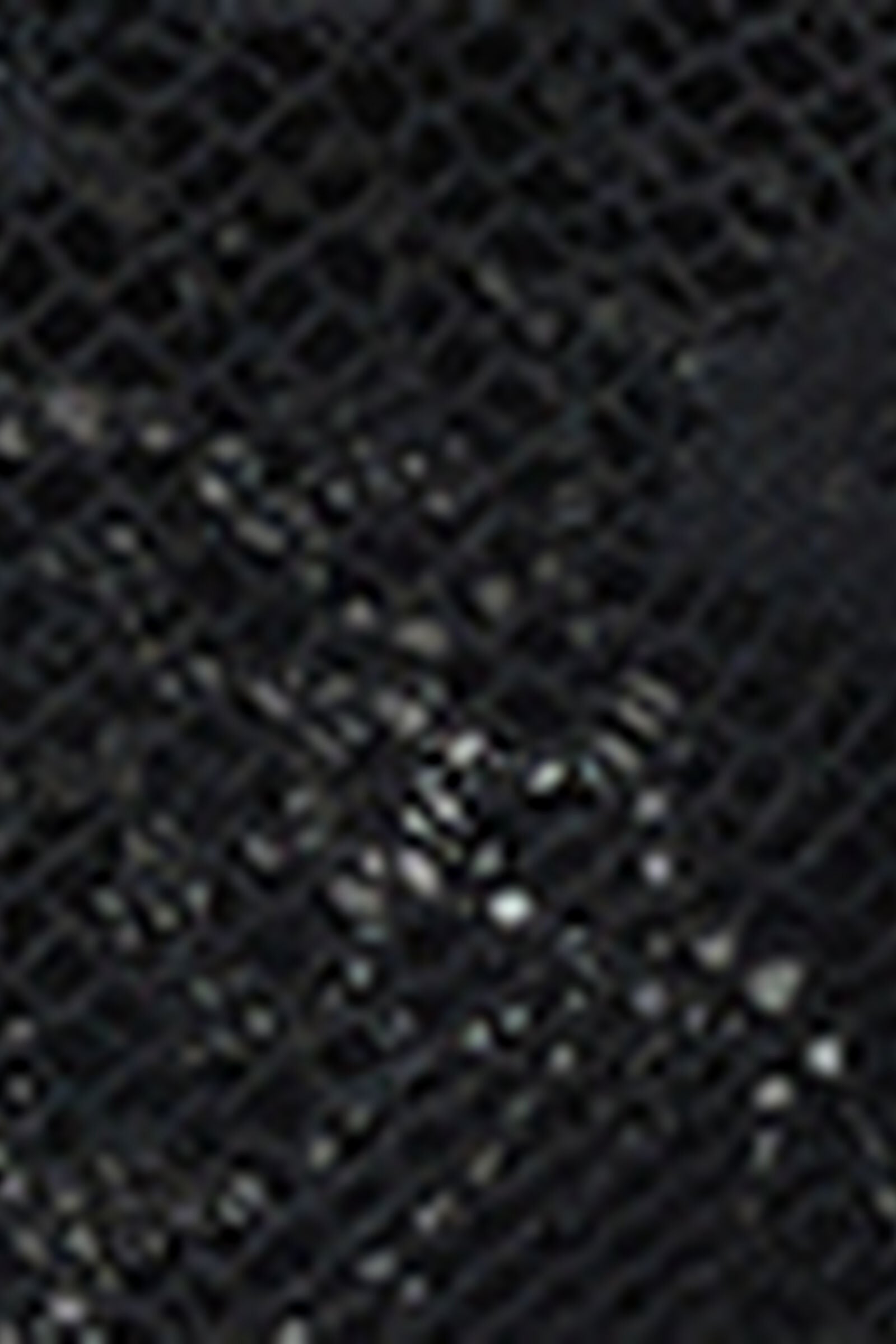 SC2585B_019_19-