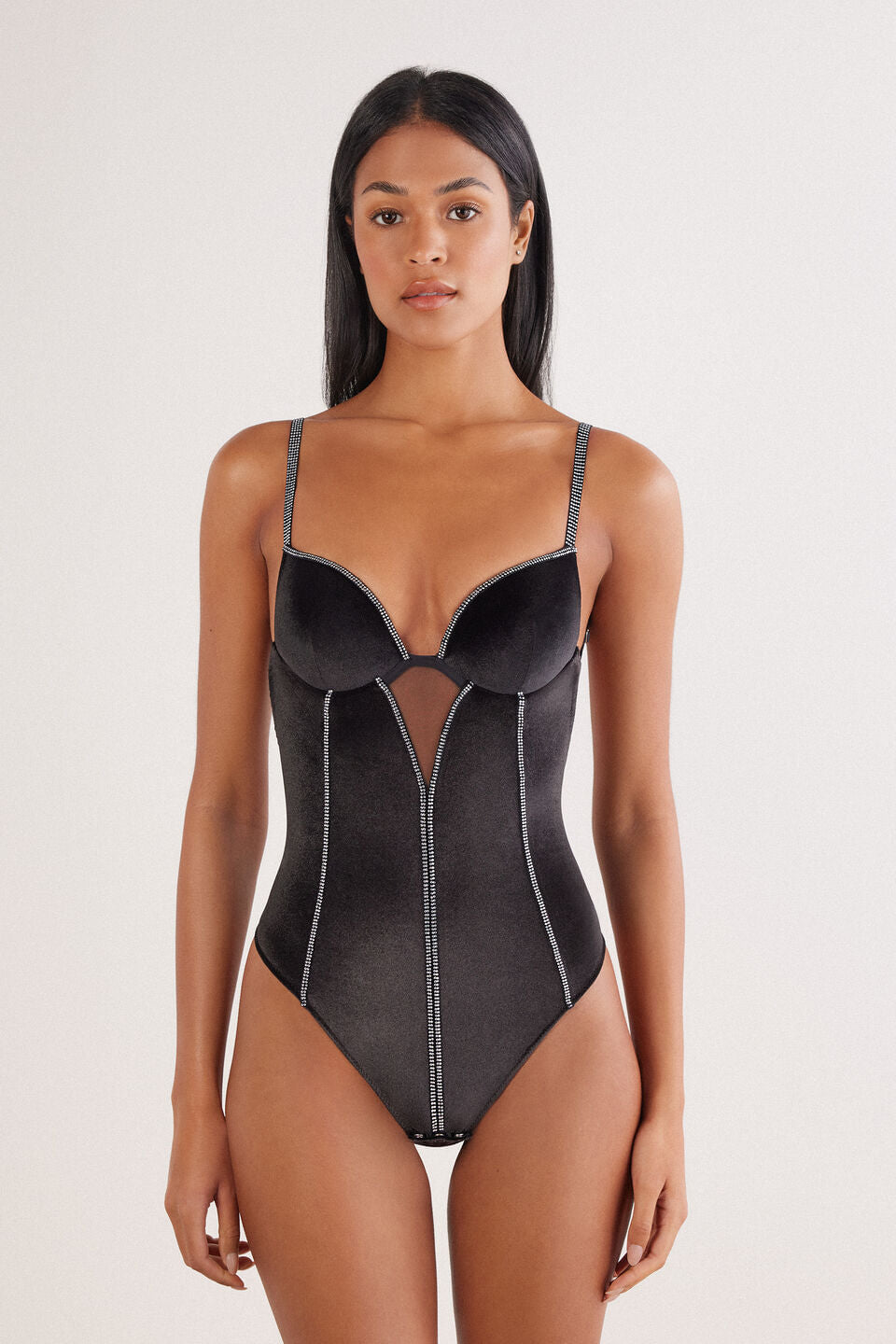 BID2586_019_3-BODY-SEXY-BACK-GIRLS-WANNA-GLISTEN