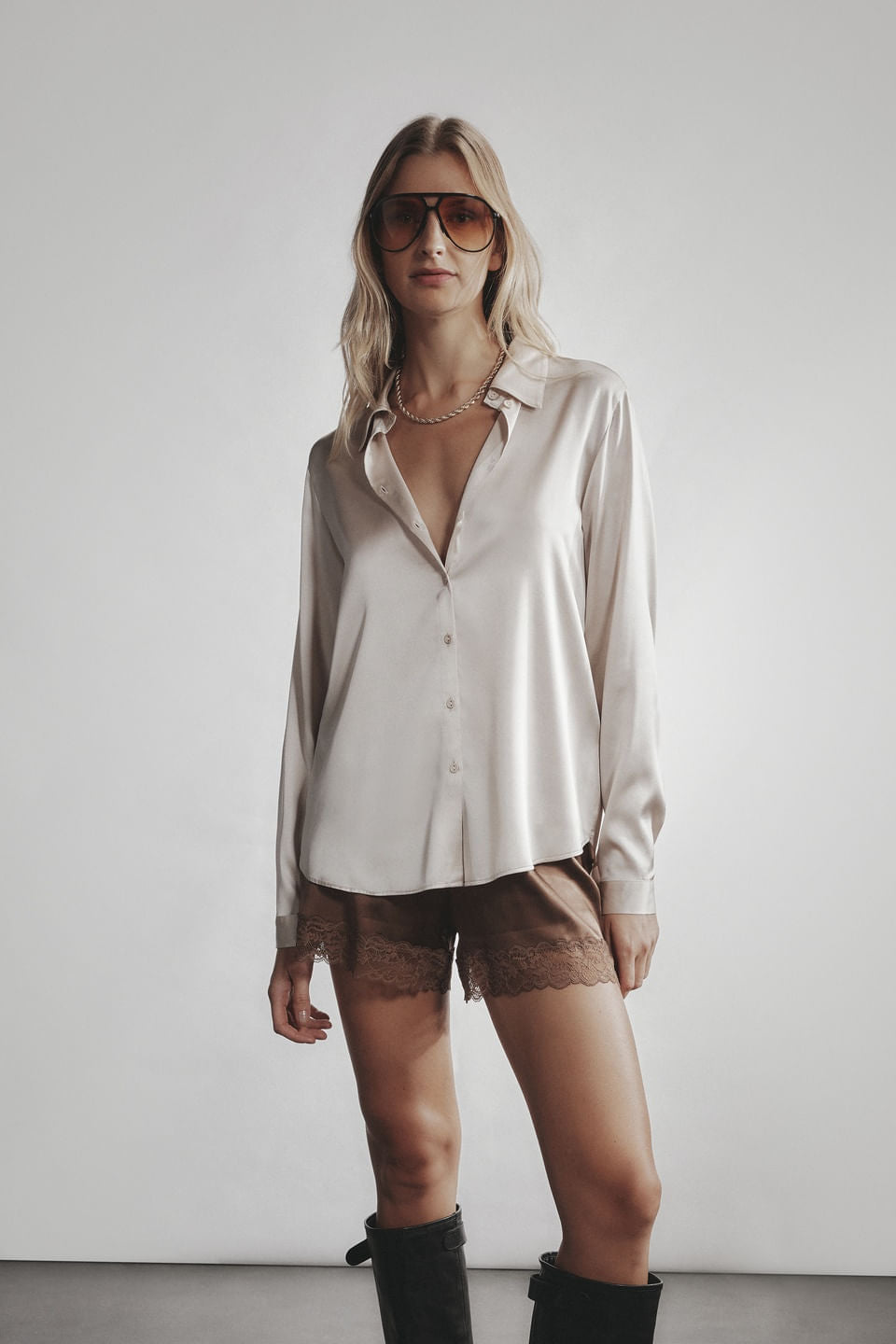 CL162E_2280_1_Look-front_Camisa-Em-Seda