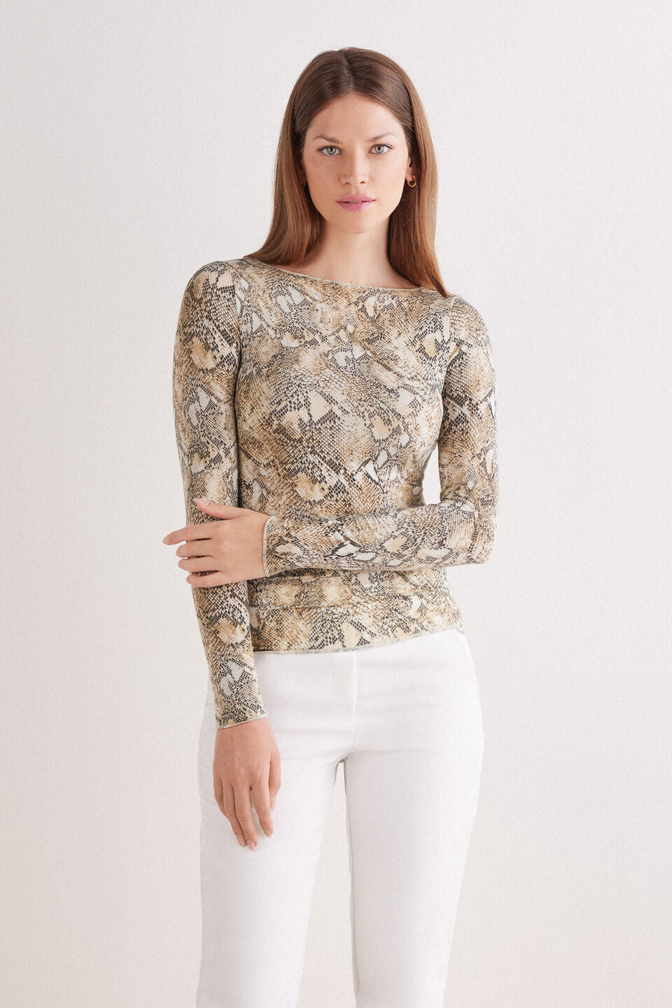 CLD2581_942J_1-MAGLIA-IN-MODAL-ULTRALIGHT-CON-CASHMERE-STAMPA-ANIMALIER-SERPENTE-SEDUCTIVE-GLAMOUR