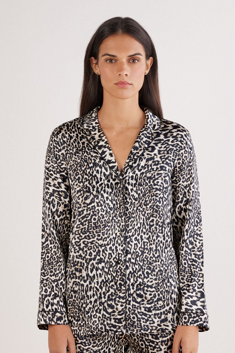 CLD2587_029K_3-CAMISOLA-MANGA-COMPRIDA-EM-SEDA-A-MOMENT-OF-GLAMOUR
