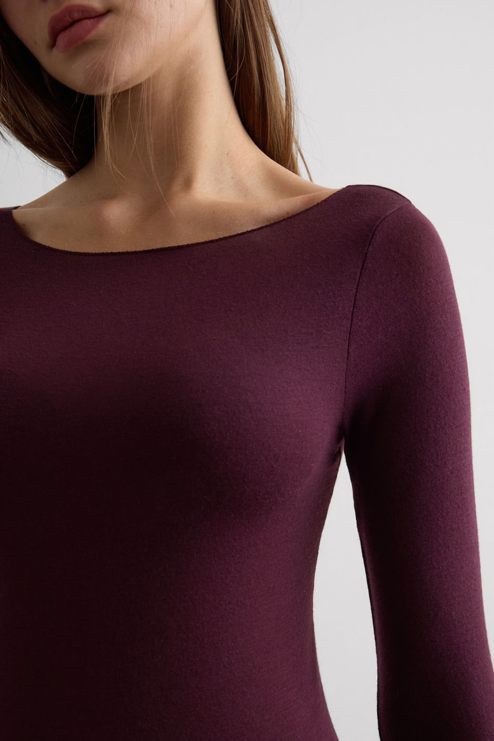 CLD28B_028K_6_Detail_Blusa-Manga-Comprida-Em-Cashmere-Ultralight