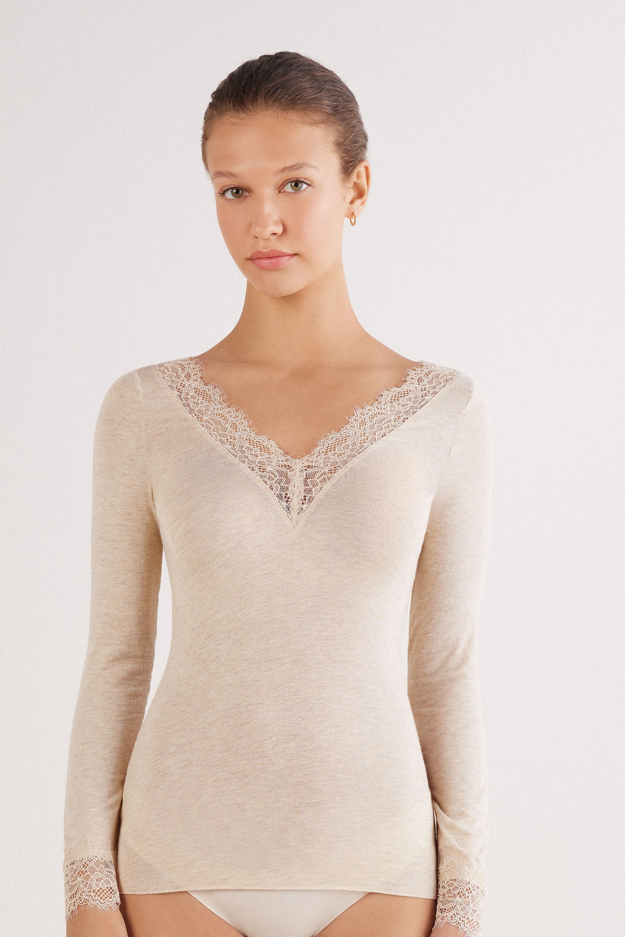 CLD28P_036K_3-BLUSA-MANGA-COMPRIDA-EM-CASHMERE-ULTRALIGHT-E-RENDA