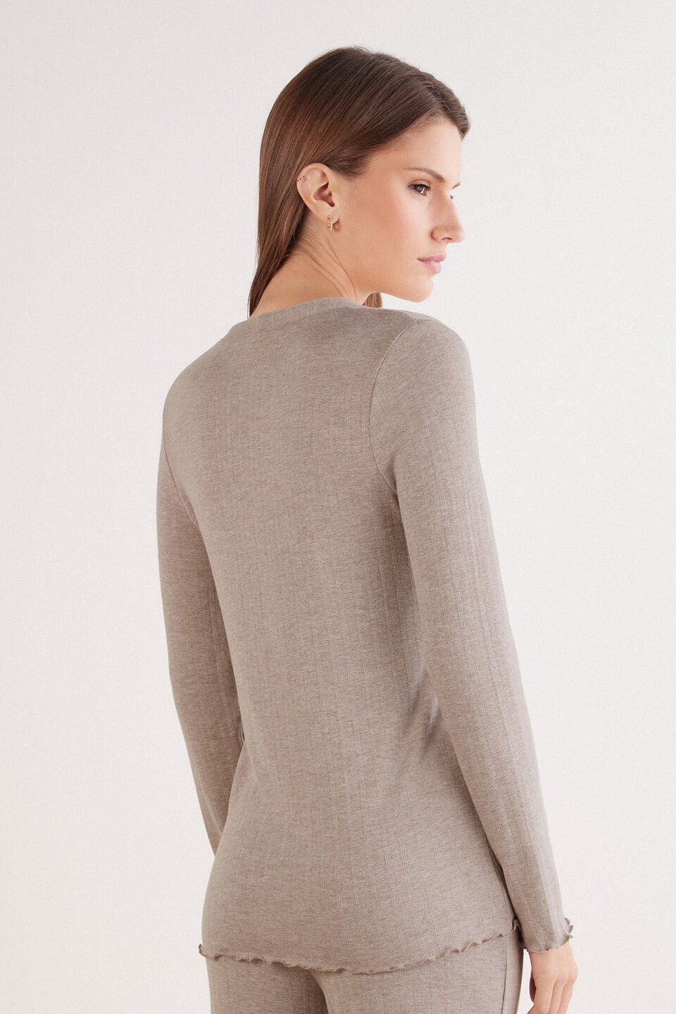 CLD955A_039K_2-CAMISOLA-ABERTA-A-FRENTE-EM-MODAL-COM-CAXEMIRA-LUXYURY-SOFTNESS