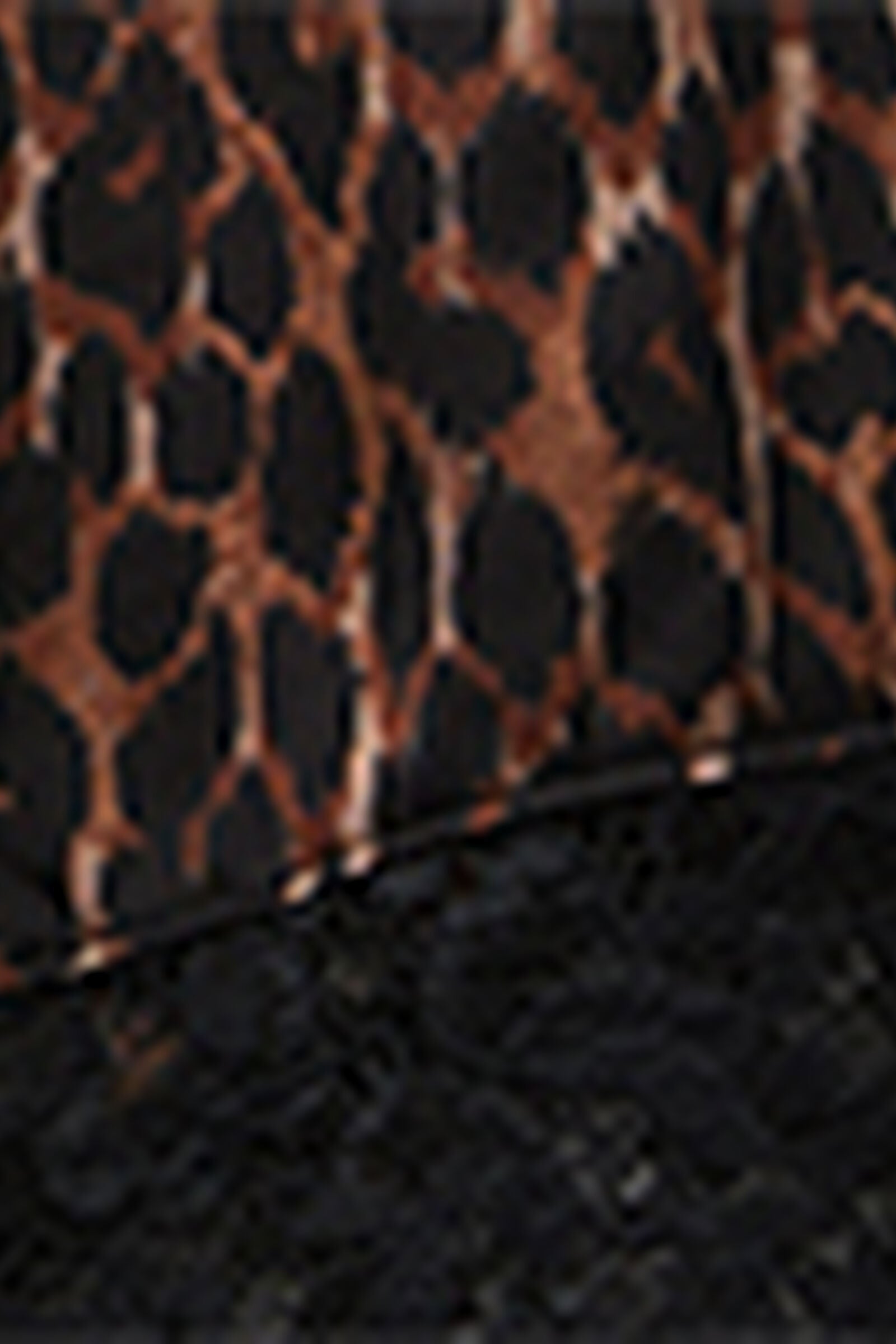 PDC2589_030K_19-CALCOES-EM-CETIM-DE-VISCOSE-SENSUAL-ATTITUDE-ESTAMPADO-ANIMAL