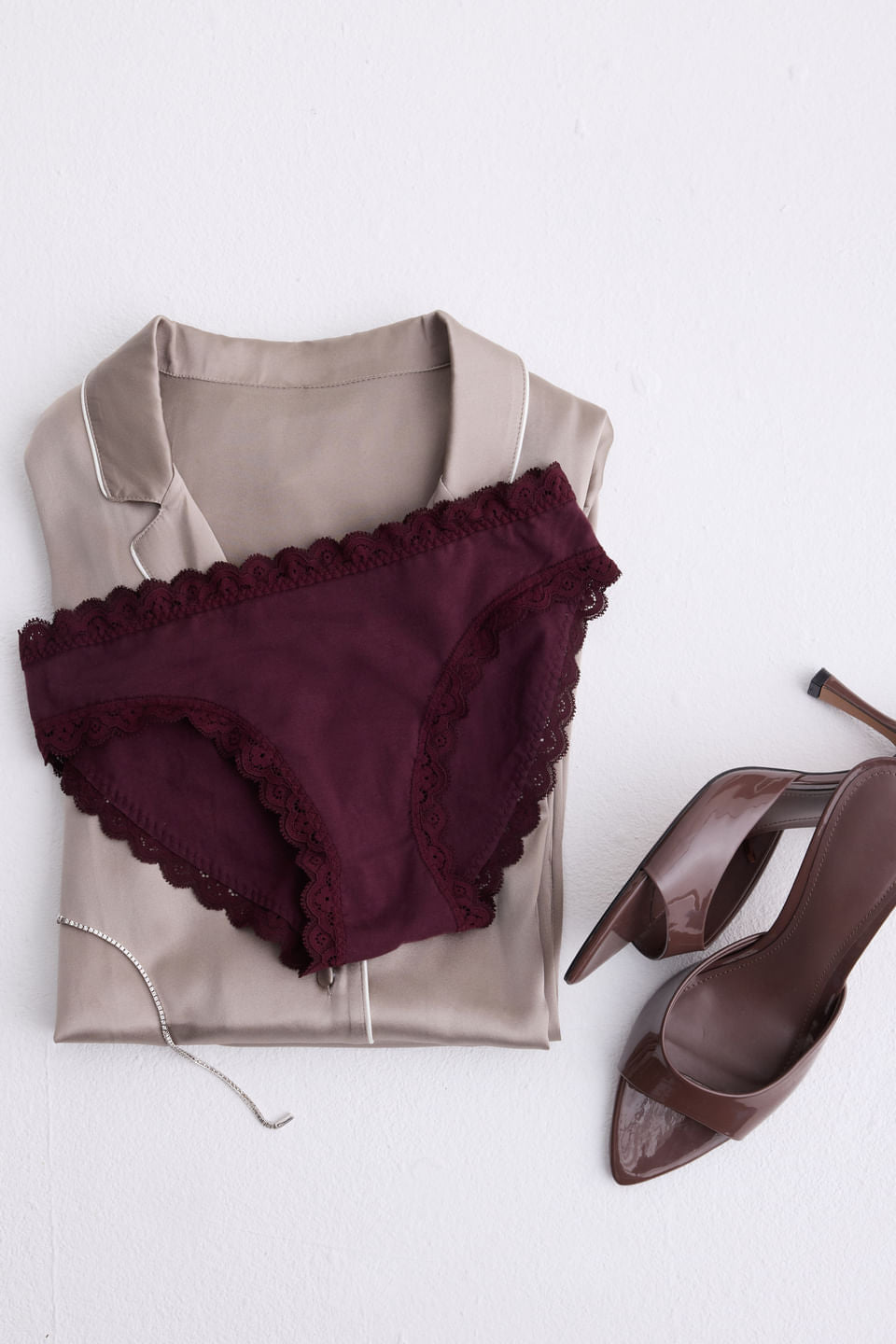 SID97C_028K_1_Look-front_Calcinha-Em-Algodao-e-Renda
